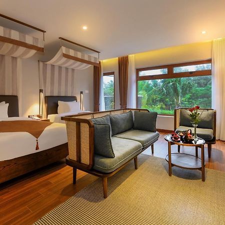 The Blossom Hoi An Ocean Front Hotel & Spa Bagian luar foto