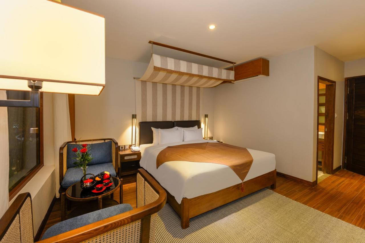 The Blossom Hoi An Ocean Front Hotel & Spa Bagian luar foto