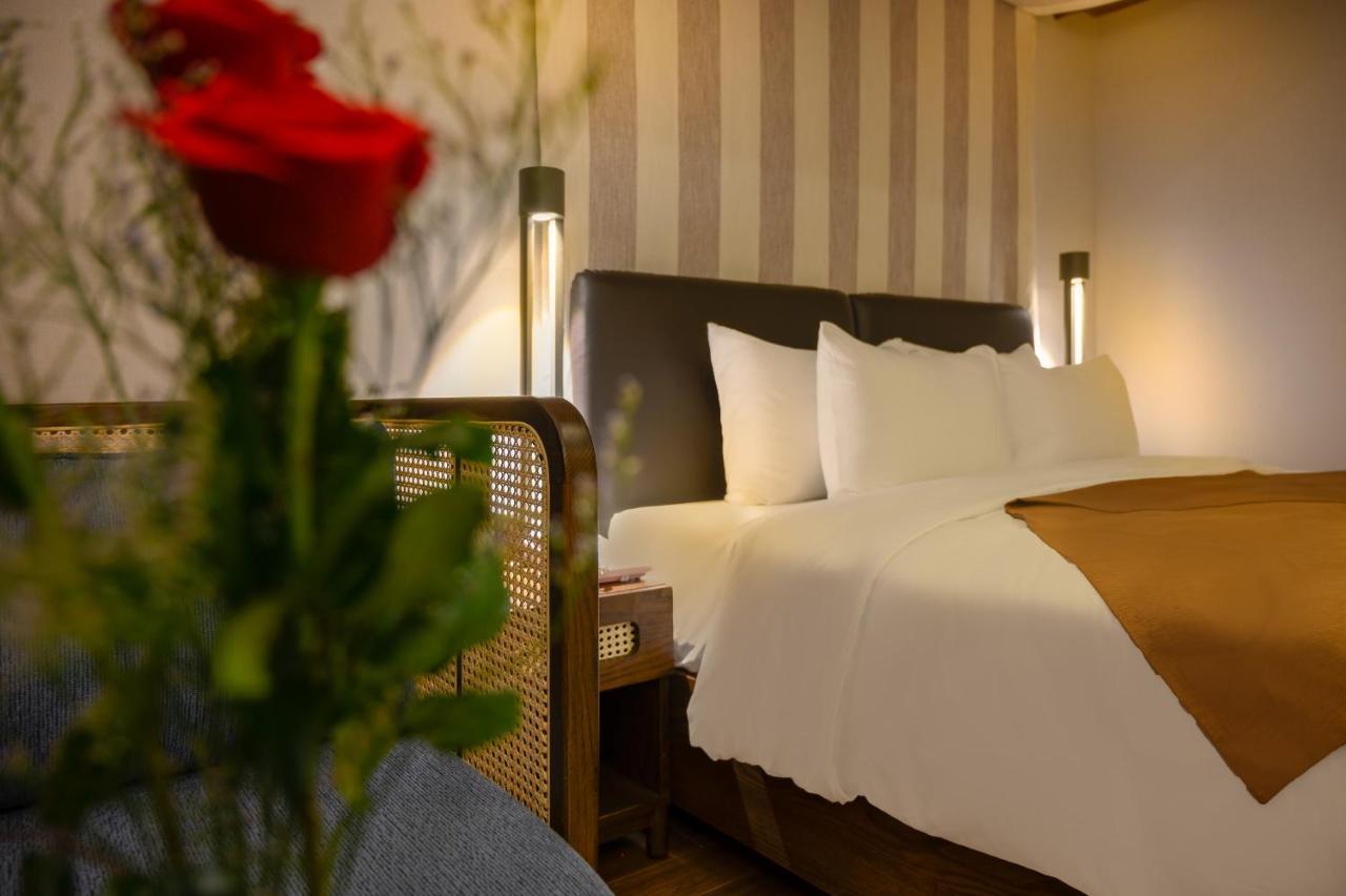 The Blossom Hoi An Ocean Front Hotel & Spa Bagian luar foto