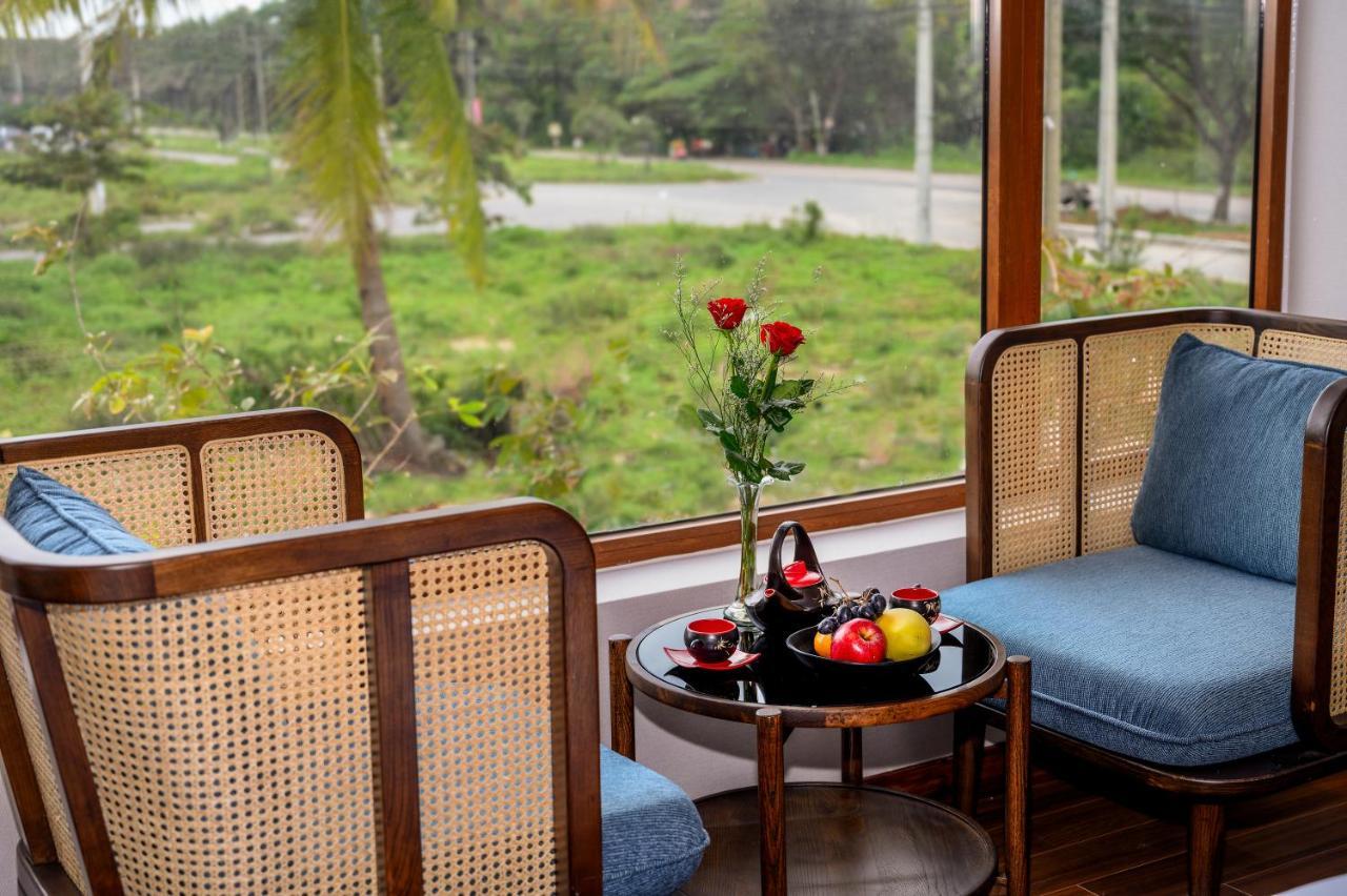 The Blossom Hoi An Ocean Front Hotel & Spa Bagian luar foto