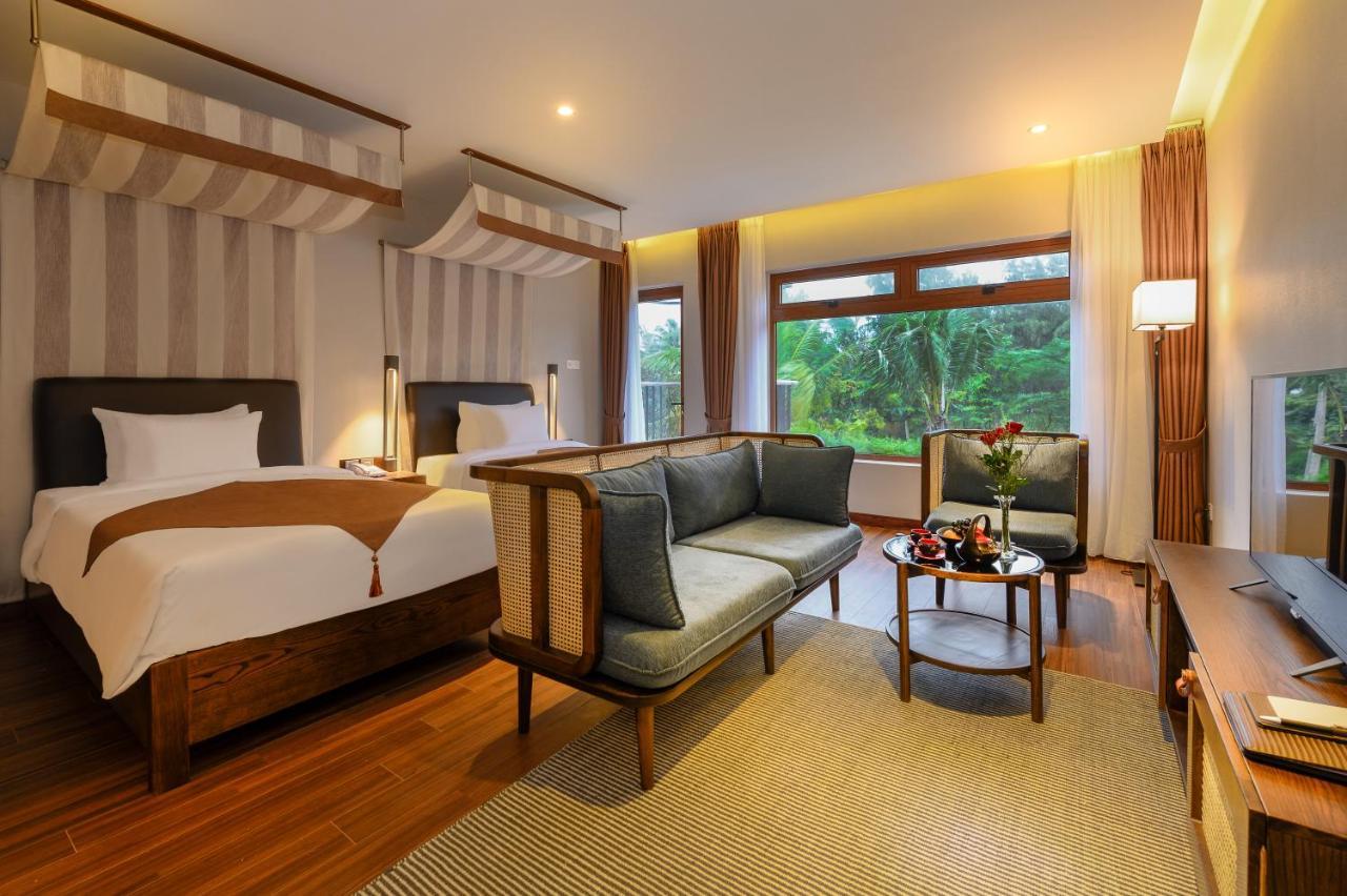 The Blossom Hoi An Ocean Front Hotel & Spa Bagian luar foto