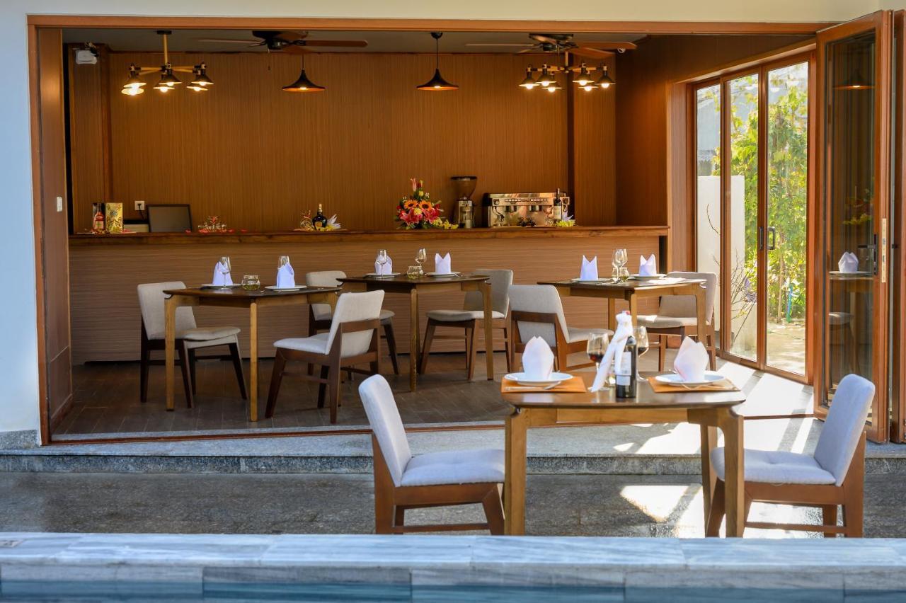 The Blossom Hoi An Ocean Front Hotel & Spa Bagian luar foto