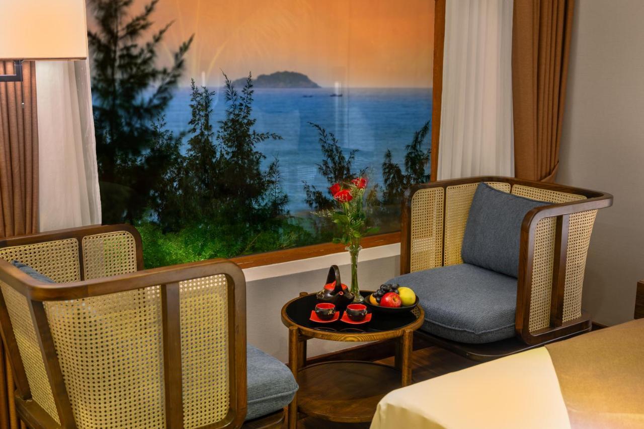 The Blossom Hoi An Ocean Front Hotel & Spa Bagian luar foto